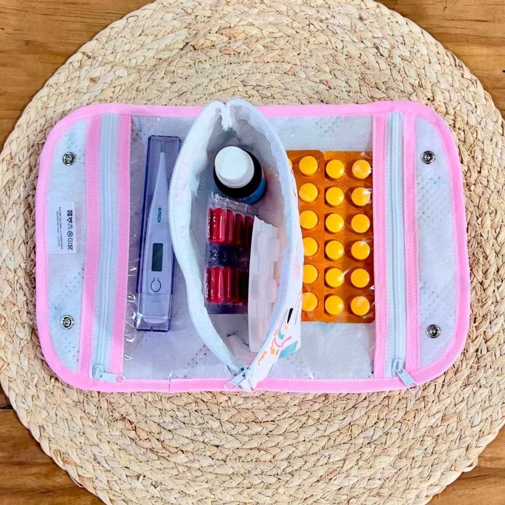 Porta Remédios Portátil Farmacinha Necessaire Para Bebê Menino Menina Acessórios Para Creche 02 Pcs
