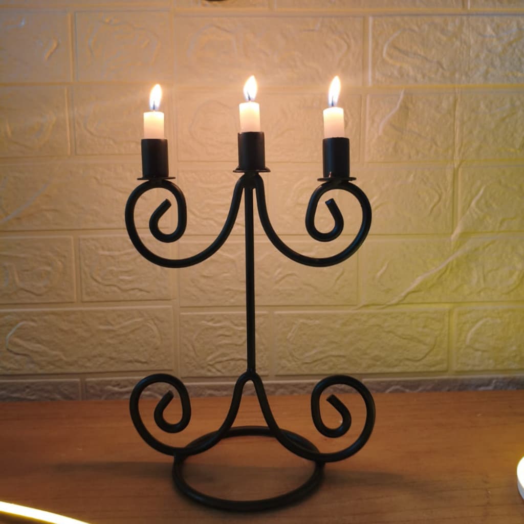 Castiçal Candelabro Porta Vela Ferro Mesa Jantar Centro Dourado Triplice Ornamentada