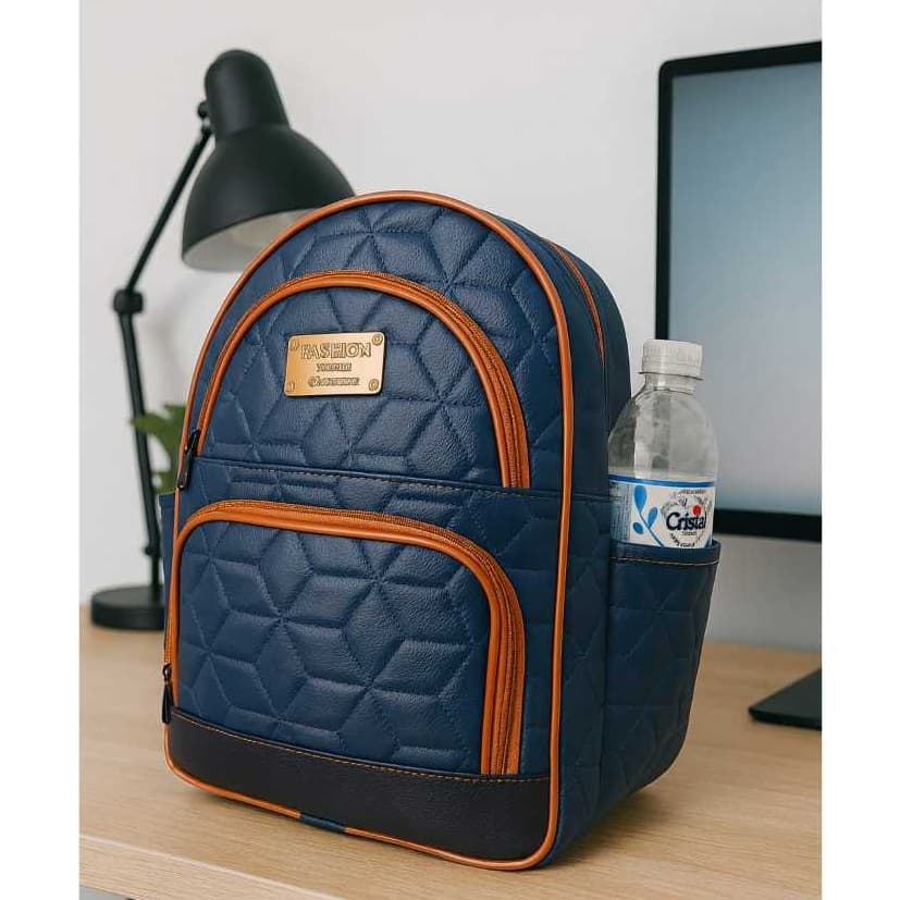 Mochila Mochilinha Bolsa Feminina em Courino Fashion c/ Alças Reguláveis Moderna