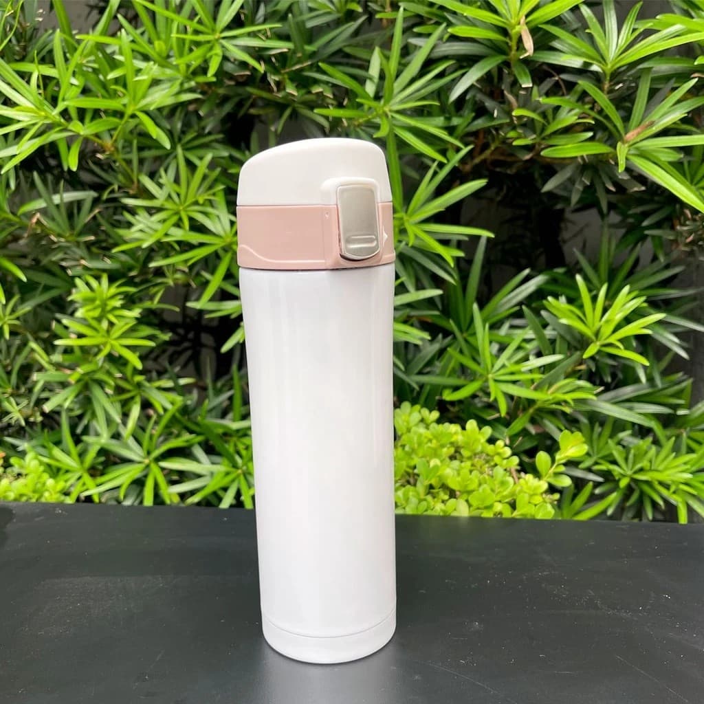 Garrafa Térmica 500ml Branca e Rosa com Trava – Conserva Bebidas Quentes e Frias