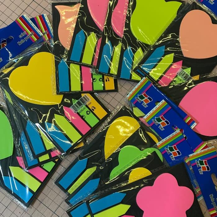 Post it variados - Formatos divertidos e coloridos