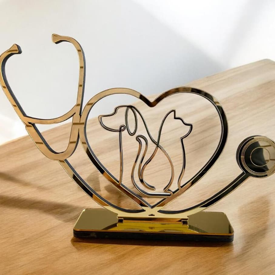 Palavra decorativa profissão veterinaria, em acrilico e MDF para mesa 20x18cm