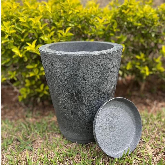 Vaso Decorativo Pequeno Para Plantas Naturais E Artificias C/ Prato 28x22 Em Polietileno Decoração