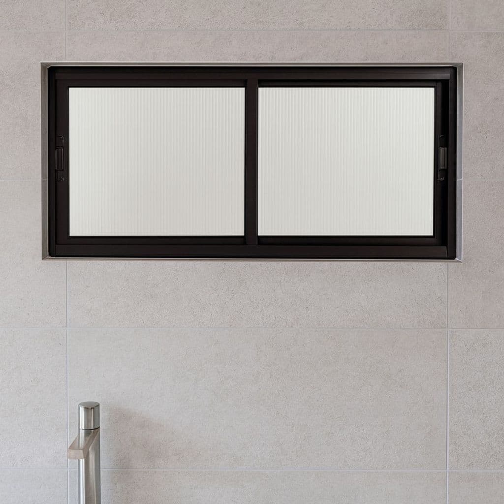 Vitro de Correr Para Banheiro 40x80 Ideal Para Pequenos Ambientes Cozinha Lavabo Janela de Alumínio Grande Sem Grade