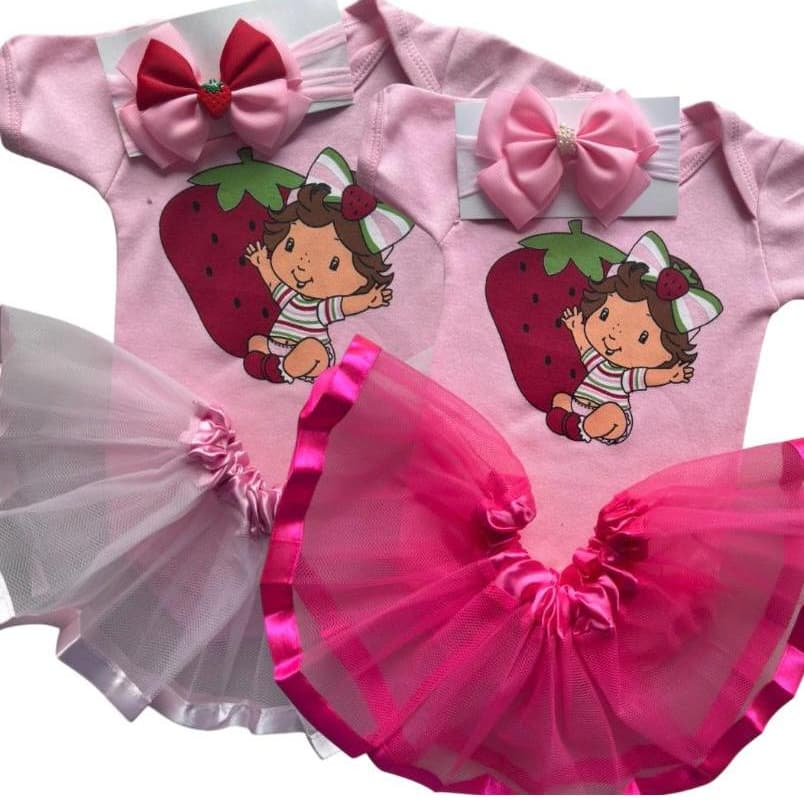 Body bebê - Tema Moranguinho com Saia de Tule e Laço - Mesversario