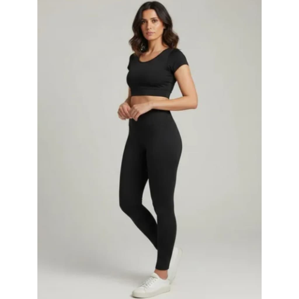 Roupa de Academia Feminina Conjunto Preto – Legging e Cropped