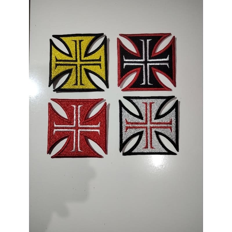 PATCH BORDADO TERMOCOLANTE-CRUZ DE MALTA