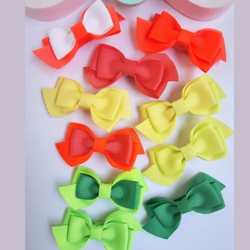kit 10 lacinhos de cabelo infantil/artesanal/ cores pre selecionadas, no bico de pato 5,5cm