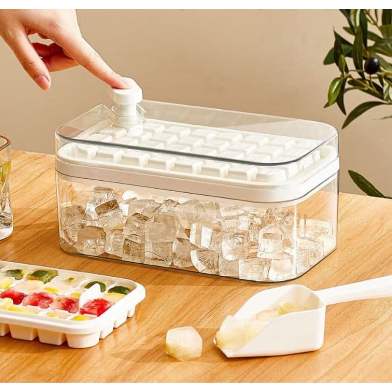 Forma De Gelo 64 Cubos Com Tampa e Bandeja