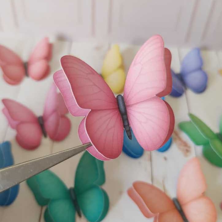 30 Borboletas 3D em Papel Fotográfico ou Offset – TAMANHO 5cm*4cm | Menina Arteira Personalizados