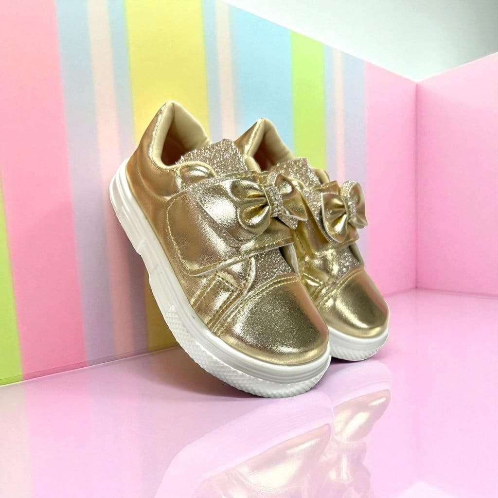 Tênis Infantil Menina Velcro com Glitter e Laço – Brilho e Conforto para Pequenas Fashionistas