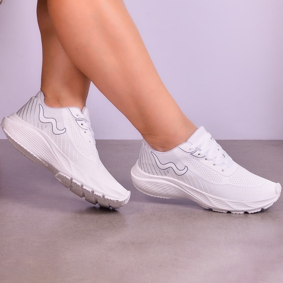 Tenis Esportivo Treino Feminino Academia Caminhada Corrida Trabalho Super Leve
