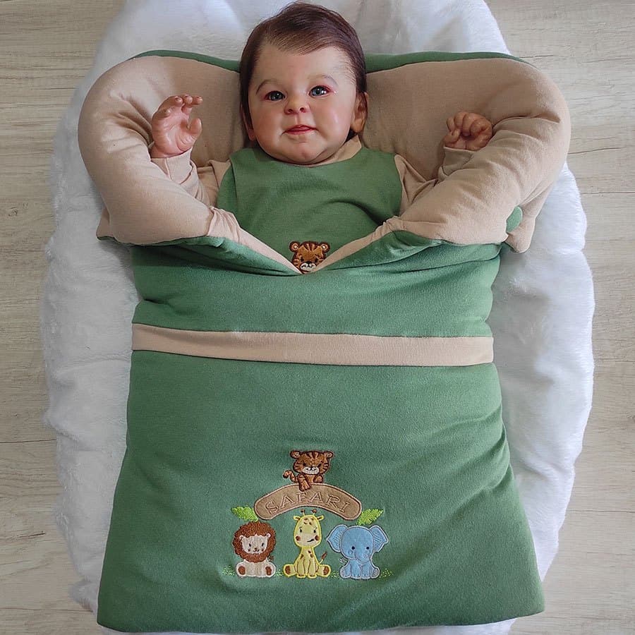 Kit Saída de Maternidade Bebê Menino Kids Safari Verde/Bege com Porta Bebê Saco de Dormir