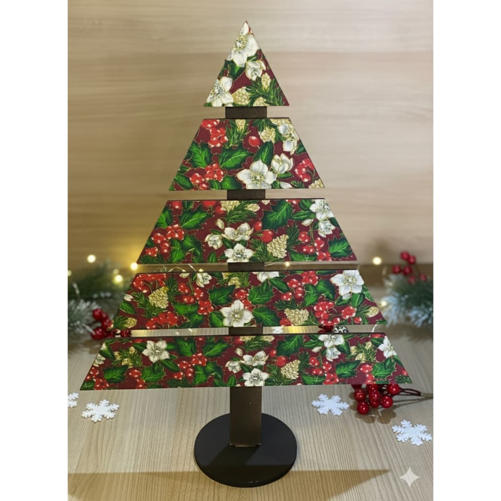 Árvore De Natal MDF Artesanal Revestida Tecido 44x30cm