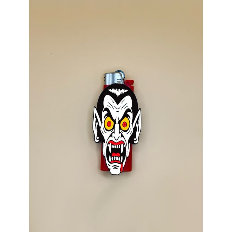 Capinha Case Para Isqueiro BIC Edição Hallowen Conde Drácula / frankenstein / Mãozinha Zumbi