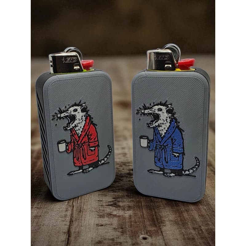 Capinha Case Para Isqueiro BIC Max - Ratinho Tomando Café