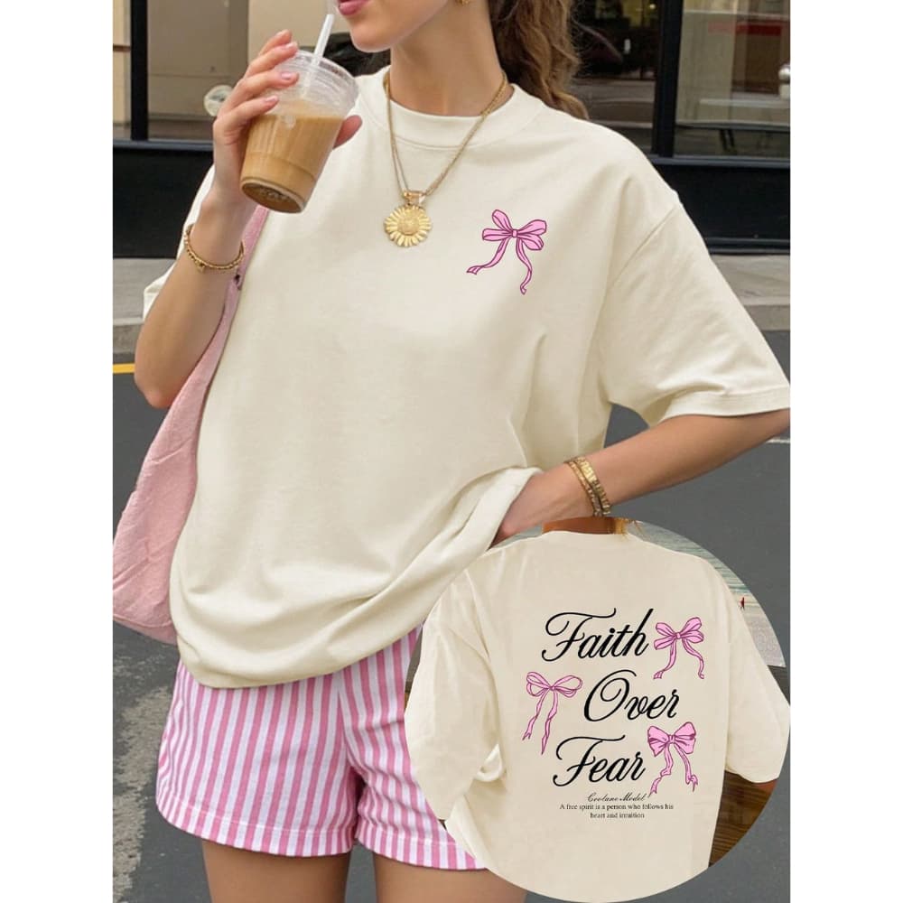 Camiseta Feminina 100% Algodão Estampa Faith Over Lacinho 551Linda Modinha Gringa Estampa nas Costas