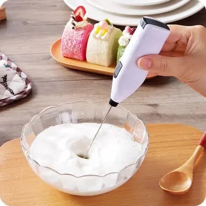 Mixer Misturador Batedor Elétrico para Bebidas Leite Café Portátil Multiuso a Pilhas Presente