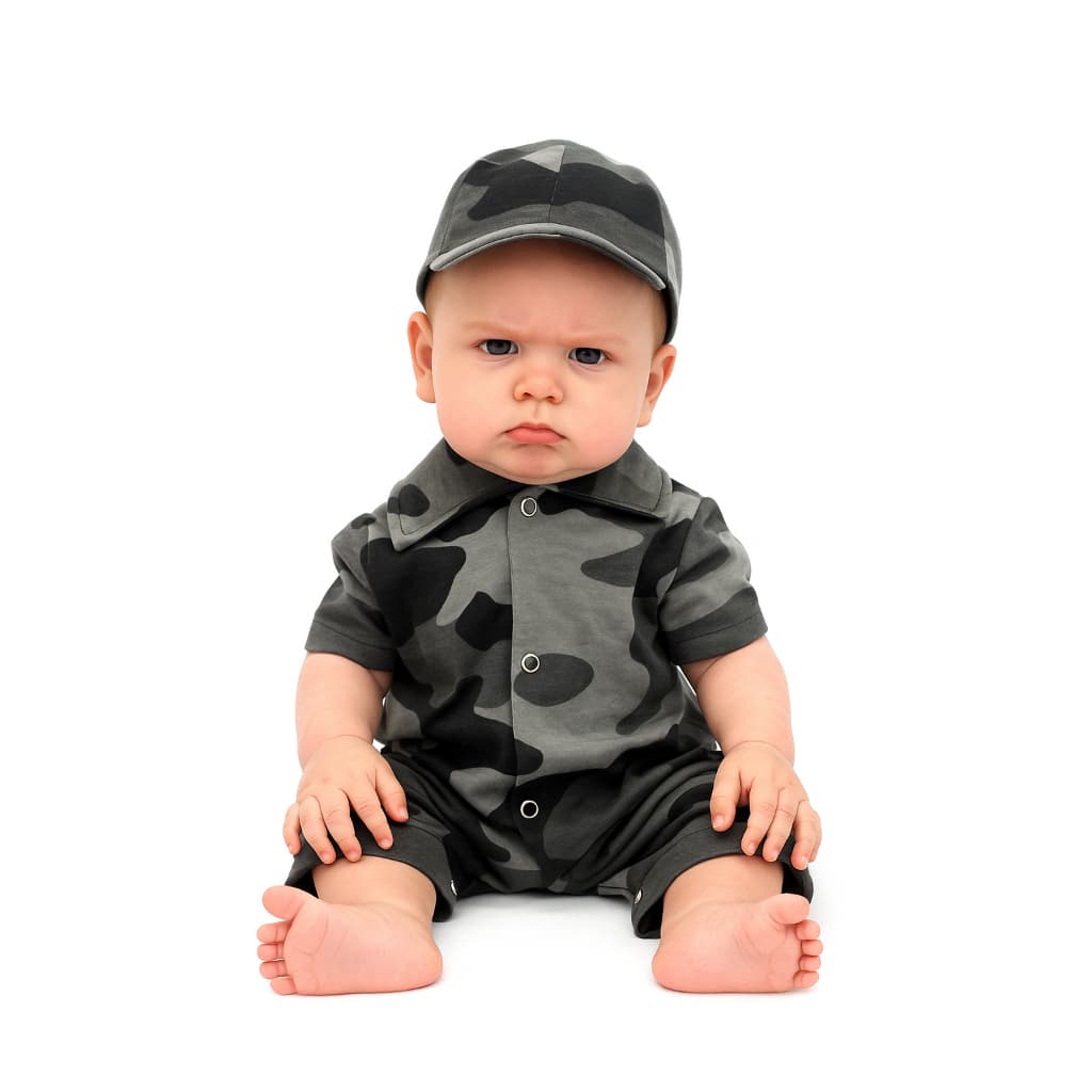 Macacão Bebê Lançamento Camuflado Urbano com Boné