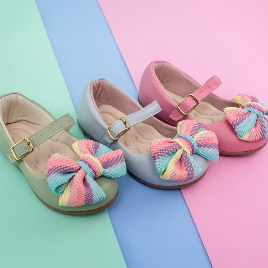 Sapatilha Menina Infantil Delicada Boneca Fivela Laço Colorido Unicórnio Promoção Confortável