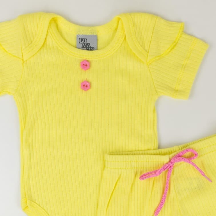 Conjunto Body Canelado 2 peças verão. Body e Shorts Roupa Bebê Infantil Menina
