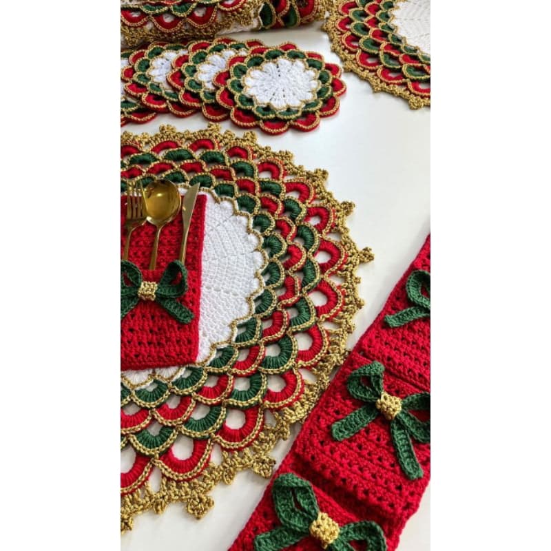 Toalha de mesa natal lugar americano vermelho em crochê para decorar mesa posta de natal diversos modelos.