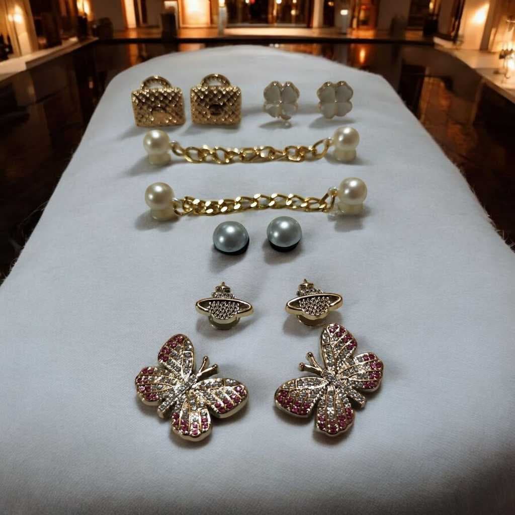 KIT 12 PINGENTES LUXO CORRENTE COM PINS DE PÉROLAS BÓTONS PARA BABUCHE DOURADO PRATA BRILHO ABS
