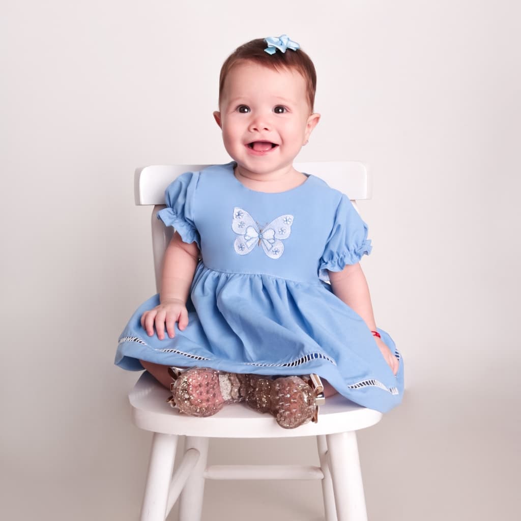 Vestido Menina Infantil Borboleta – 0 a 9 Meses | Bordado Delicado | Confortável e Encantador