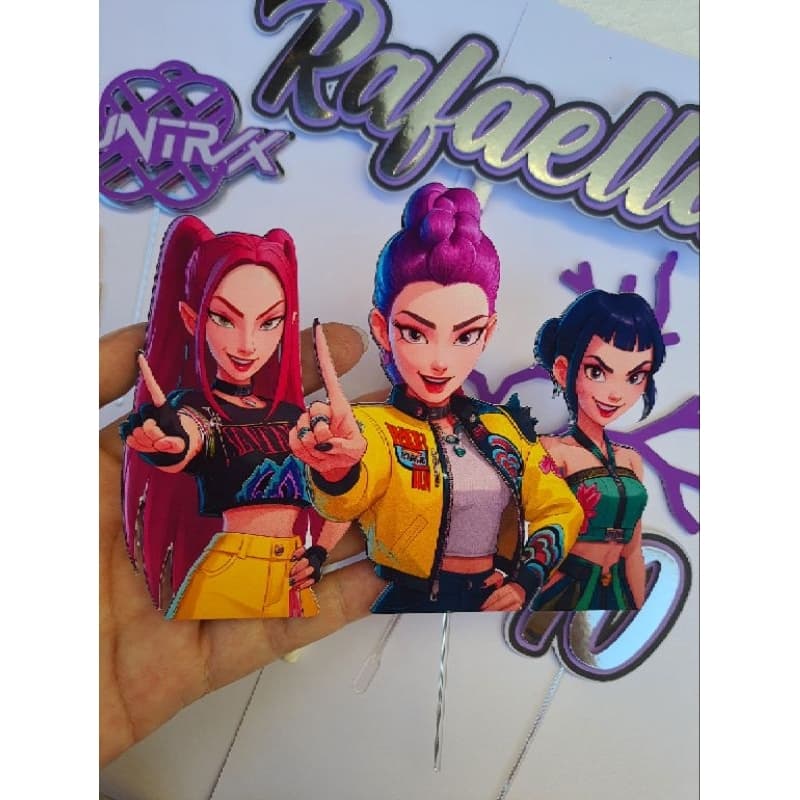 ENVIO RÁPIDO TOPO DE BOLO GUERREIRAS DO KPOP HUNTRIX