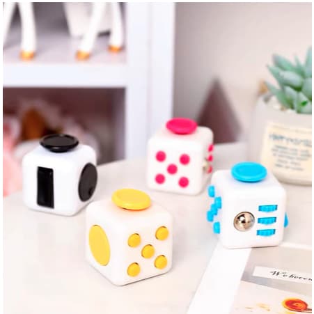 Fidget Cubo Ansiedade Cube Anti Estresse Dedo Apertar