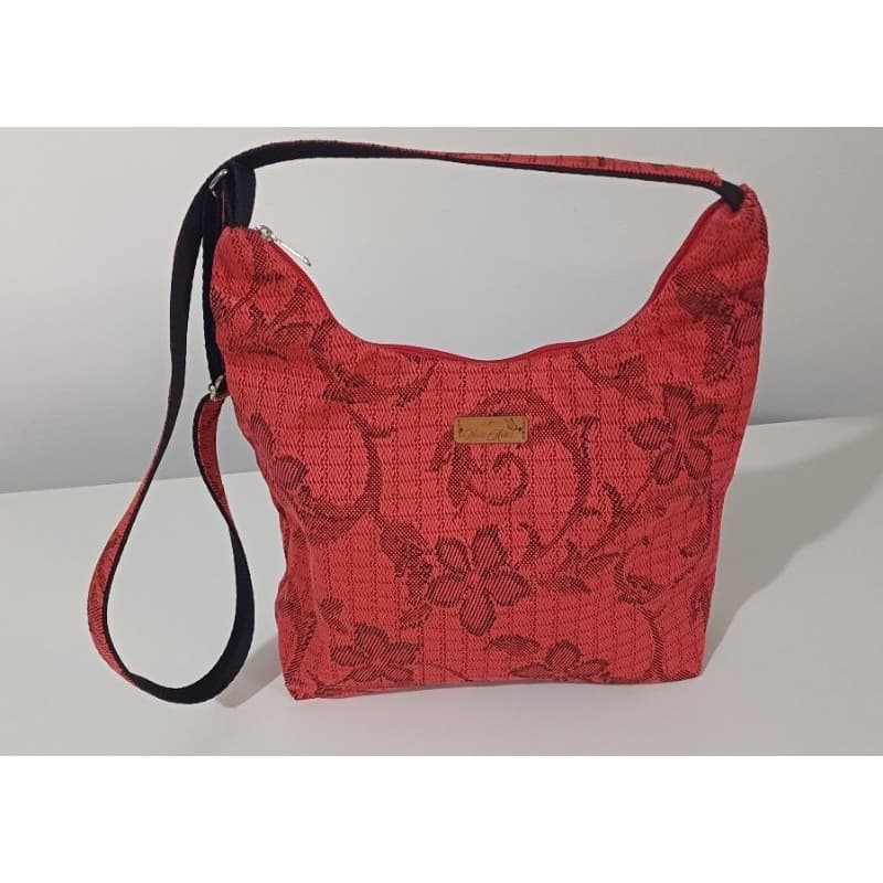 Bolsa de alça transversal 100% artesanal