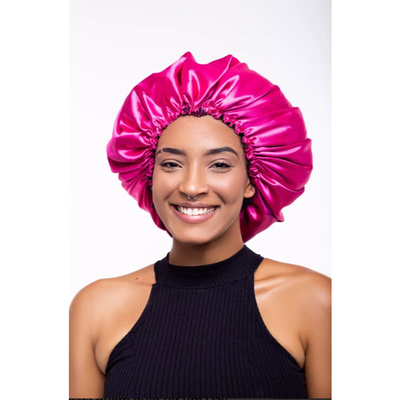Touca de Cetim Dupla Face Ajustável com Xuxinha – Cores Preto, Pink e Vermelho