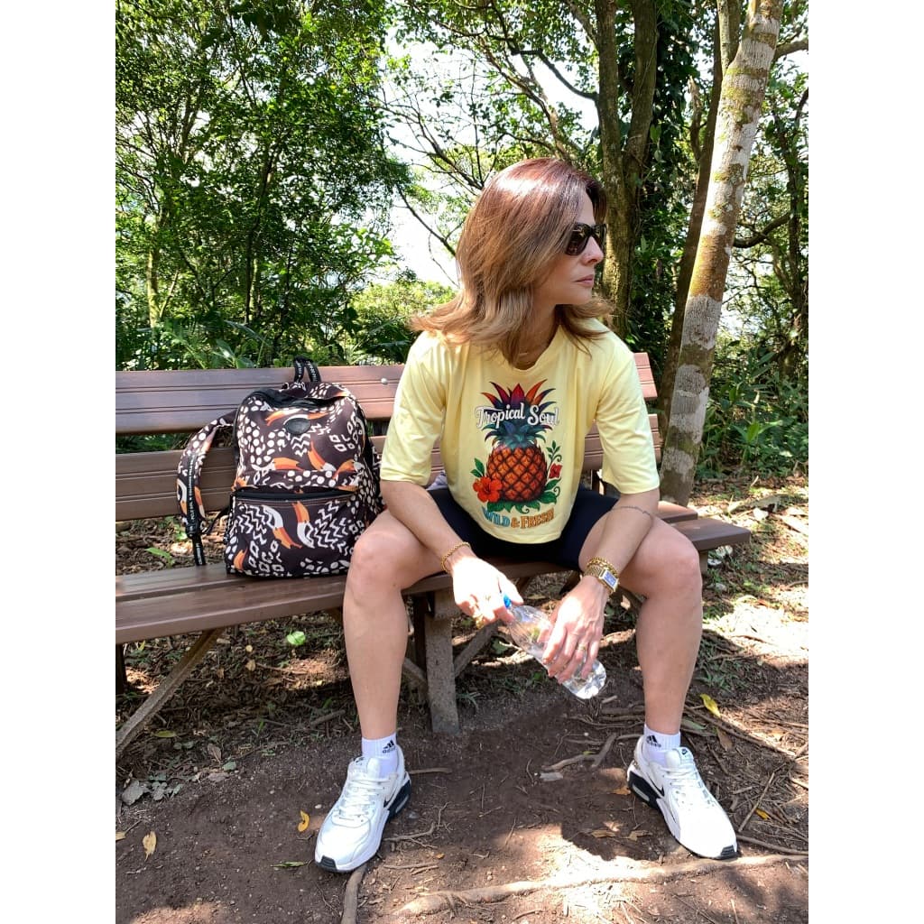 Cropped Oversize Feminina Candy Color- Tropical Soul Abacaxi Viscolycra Estampada Wild & Fresh Verão