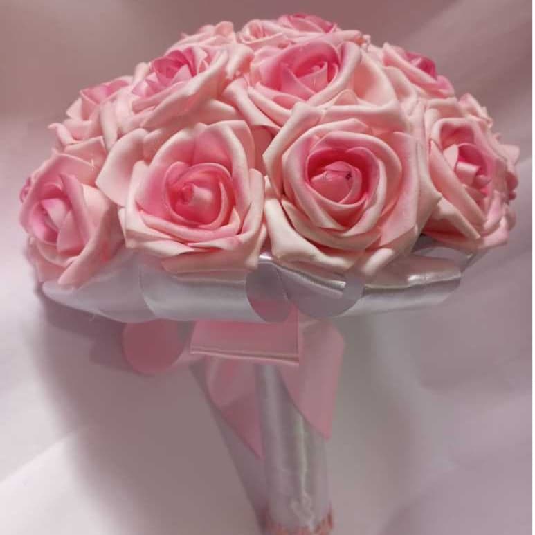 Buquê de Noiva Rosa Claro Luxo  Rosas Artificiais Casamento Romântico e Sofisticado