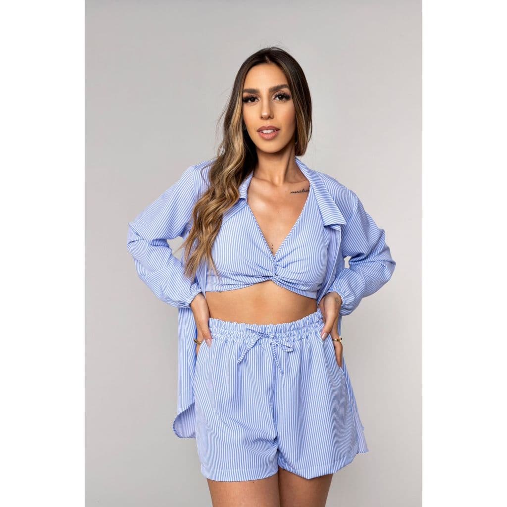 ConjuntoFeminino3 peças - Blusa cropped, Camisa e Shorts em tecido Leve e Confortavel