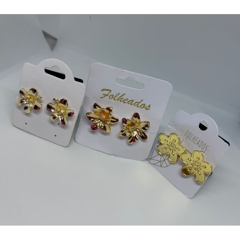 Brincos Dourado Flor - Folheado Ouro - Tendência Feminino - Acessório Moda Luxo