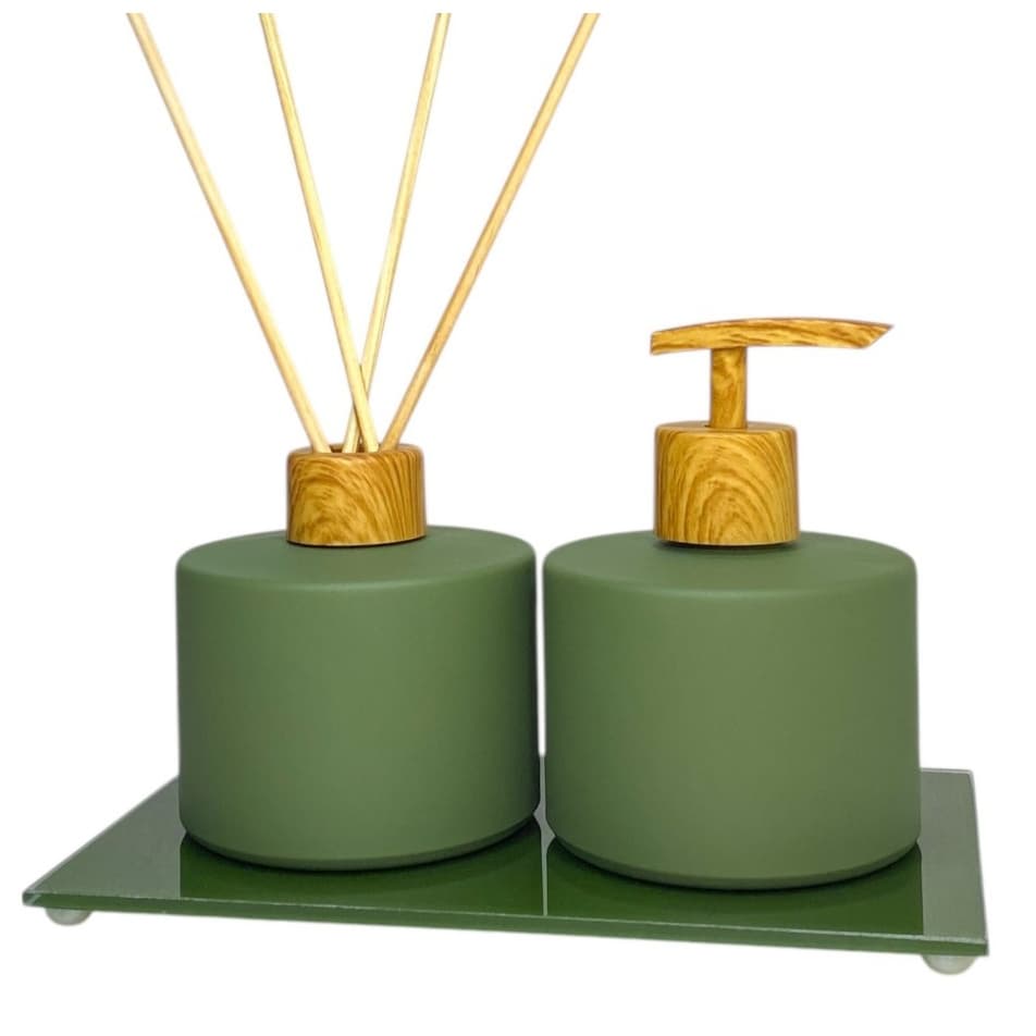 Kit Lavabo Banheiro Verde Militar Detalhe em Madeira Aromatizador e Saboneteira Com Bandeja
