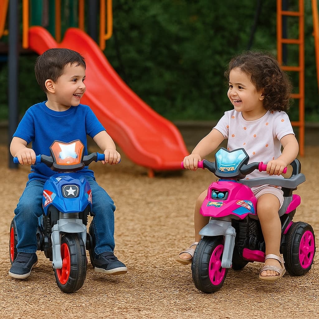 Triciclo Infantil Moto com Pedal e Haste Azul ou Rosa Criança Motoca para Passeio Dia das Crianças