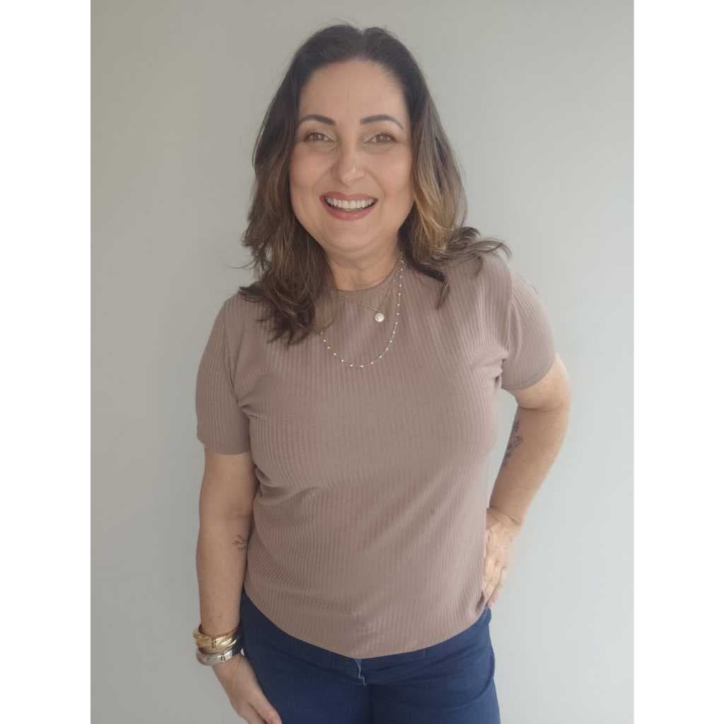 Kit 2 Blusas T-Shirt Feminina Plus Size – Básica Canelada Ribana Premium | Moda Verão 2025