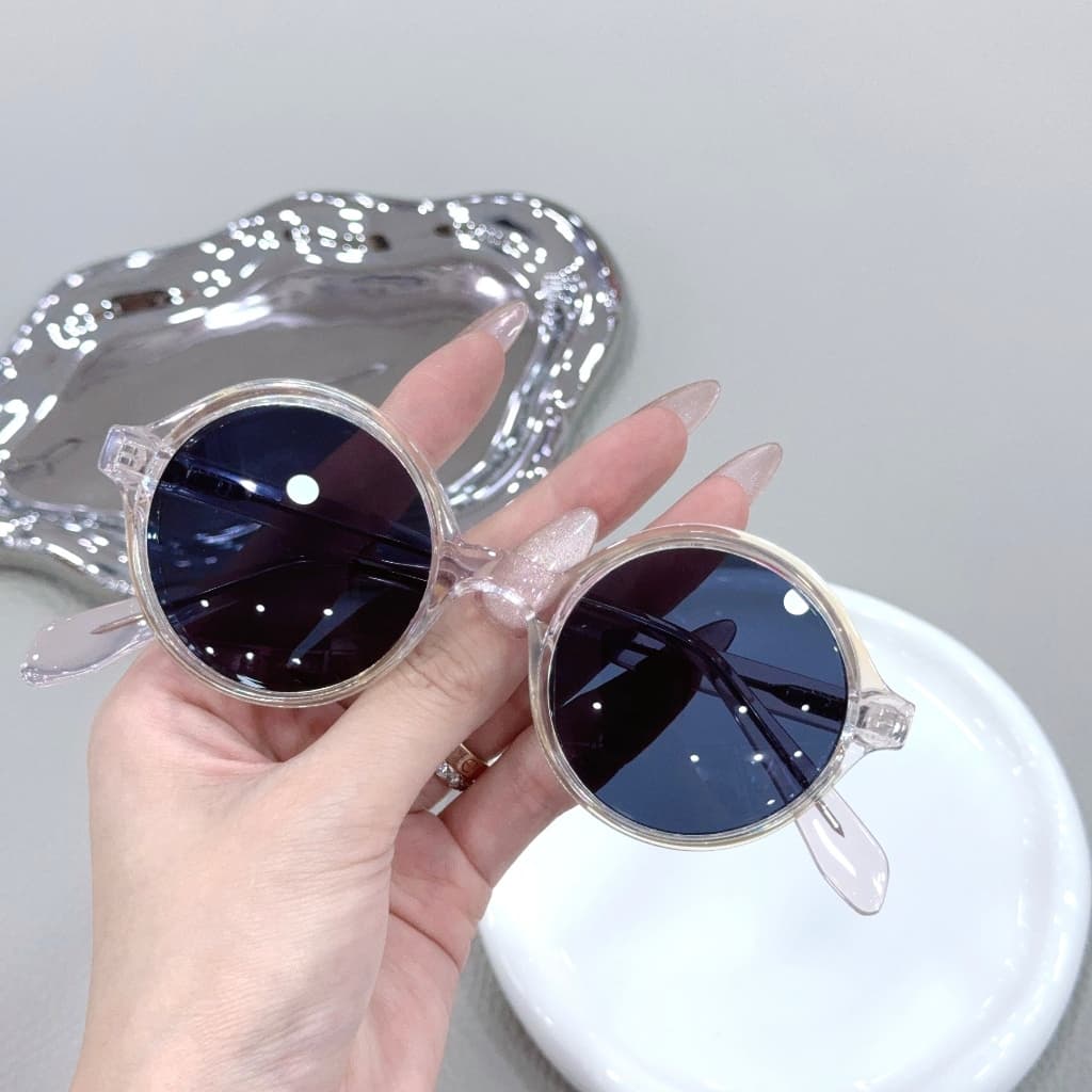 Óculos de sol unissex polarizado com proteção UV LINHA PREMIUM com charneiro dupla e agulha no hasteem design OVAL