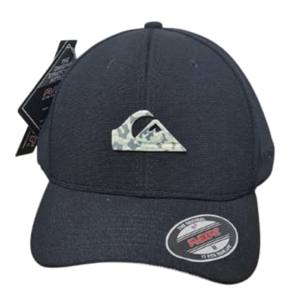 Boné Quiksilver Flexfit Preto com logo estampado em estilo camuflado moderno