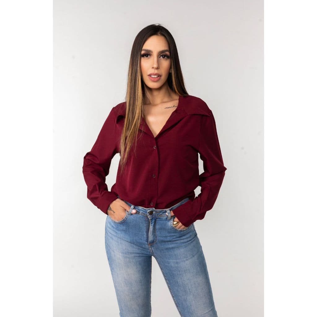 Camisa longa Lisa Feminina com Gola – Estilo Elegante e Versátil