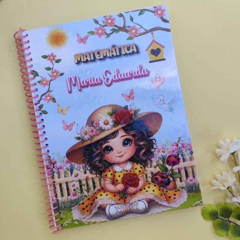 Caderno Personalizado com nome e tema preferido do seu filho.
