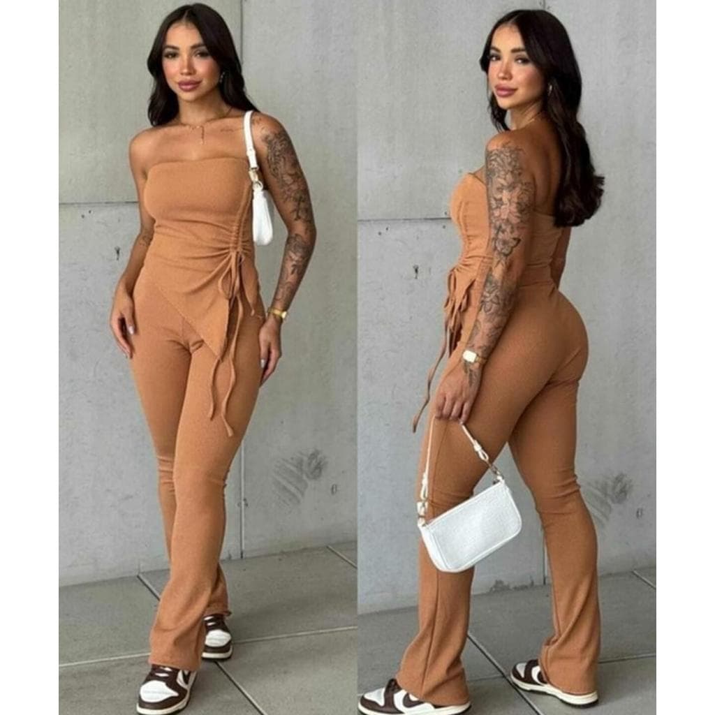 Conjunto Feminino Laura Justo Canelado Cropped com Amarração Lateral e Calça Flare