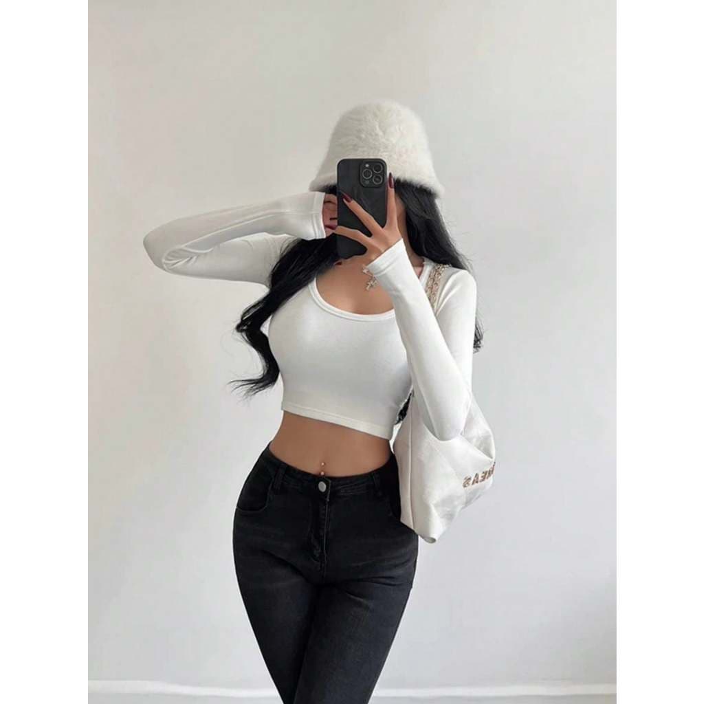 Croped Manga Longa Curto Colado no Corpo - Top para Look Moderno e Estiloso tecido ribana com circunferência perfeita
