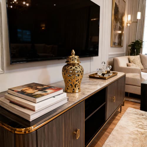 Vaso ceramica detalhes vazados dourado