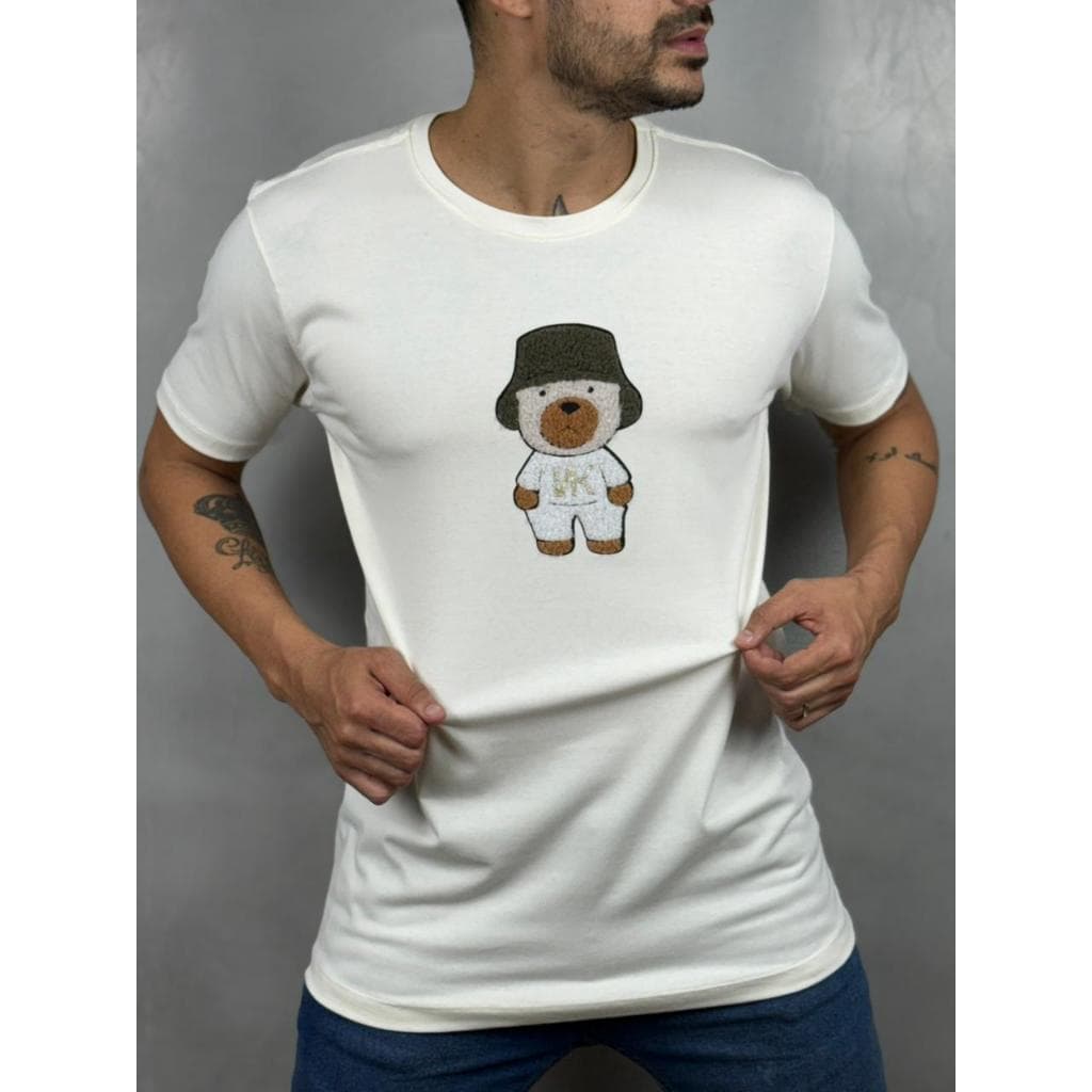 Camiseta OFF-White Malha Peruana VANIKS Urso De Pelucia