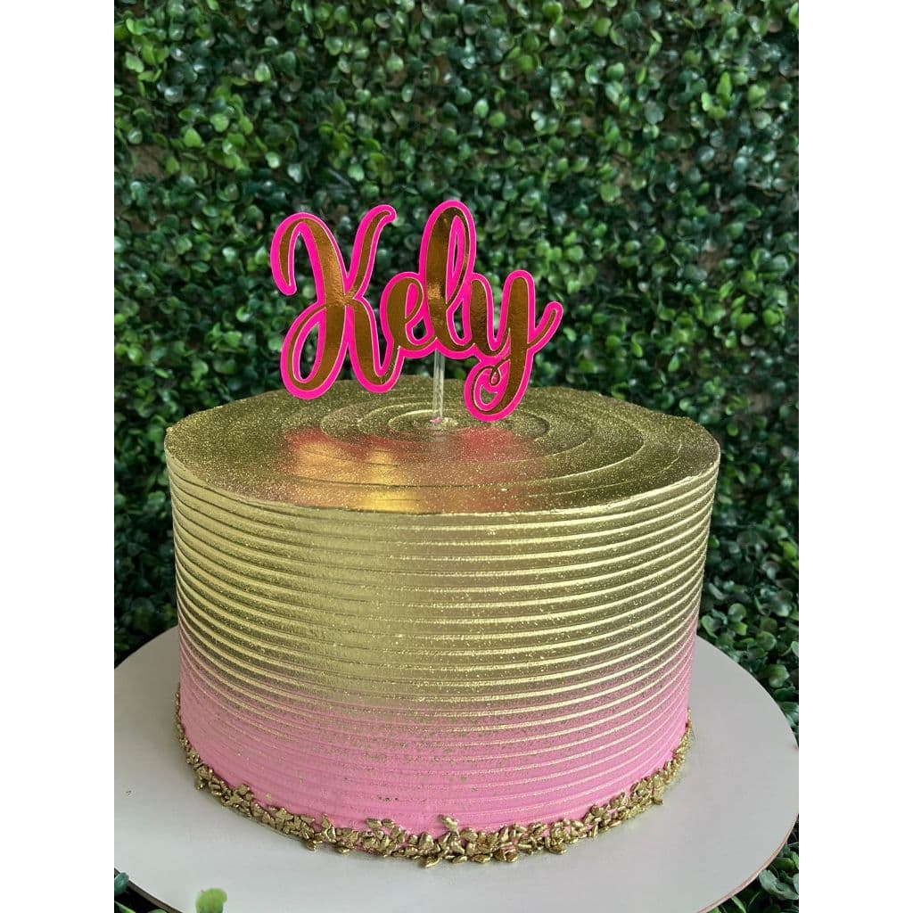TOPO DE BOLO NOME E IDADE ROSA CHOQUE COM DOURADO – Personalizado com Nome e Idade – Festa Infantil