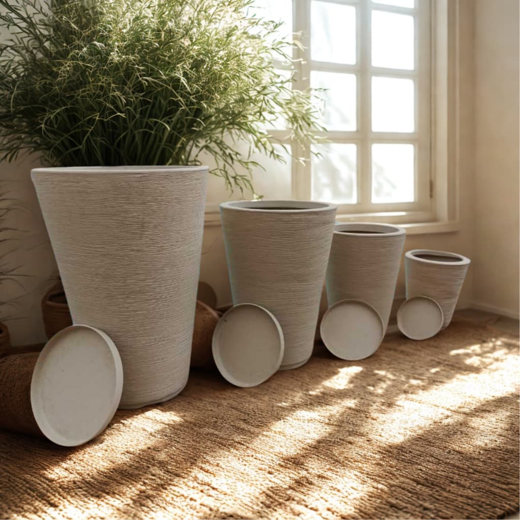 kit 4 Vasos Escovado Planta ou Flor Coluna Redondo Decorativo Polietileno Nº1 Nº2 Nº3 Nº4 com Pratos