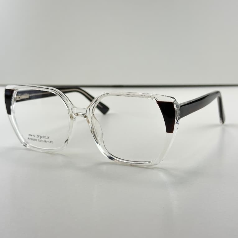 Betsy】Óculos Feminino TR90 💫 Luz de Vidro —Estilo Retrô Moderno e Leve, Confortável para Uso Diário